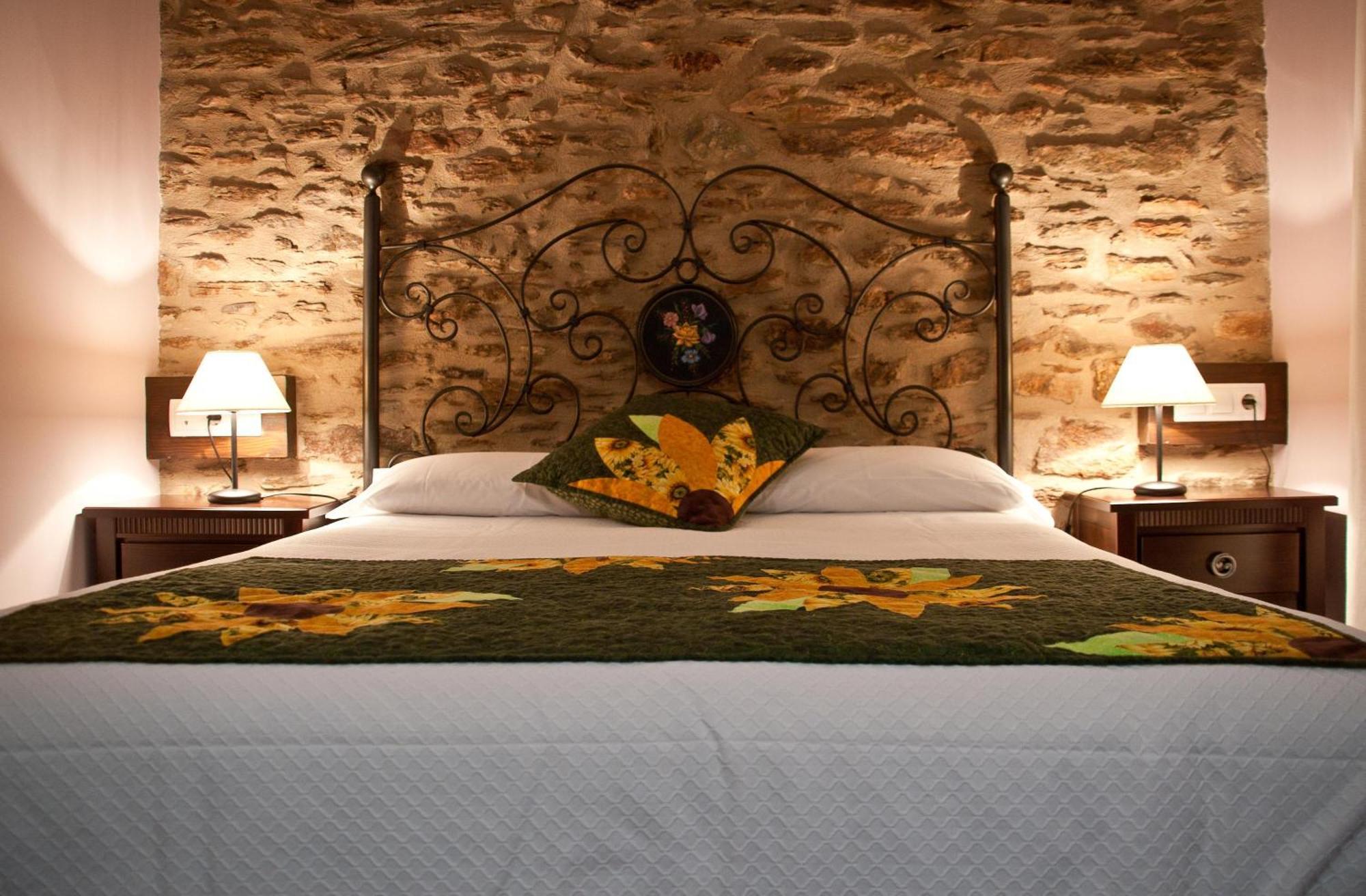 Casa Rural La Comella Tirvia Exteriör bild