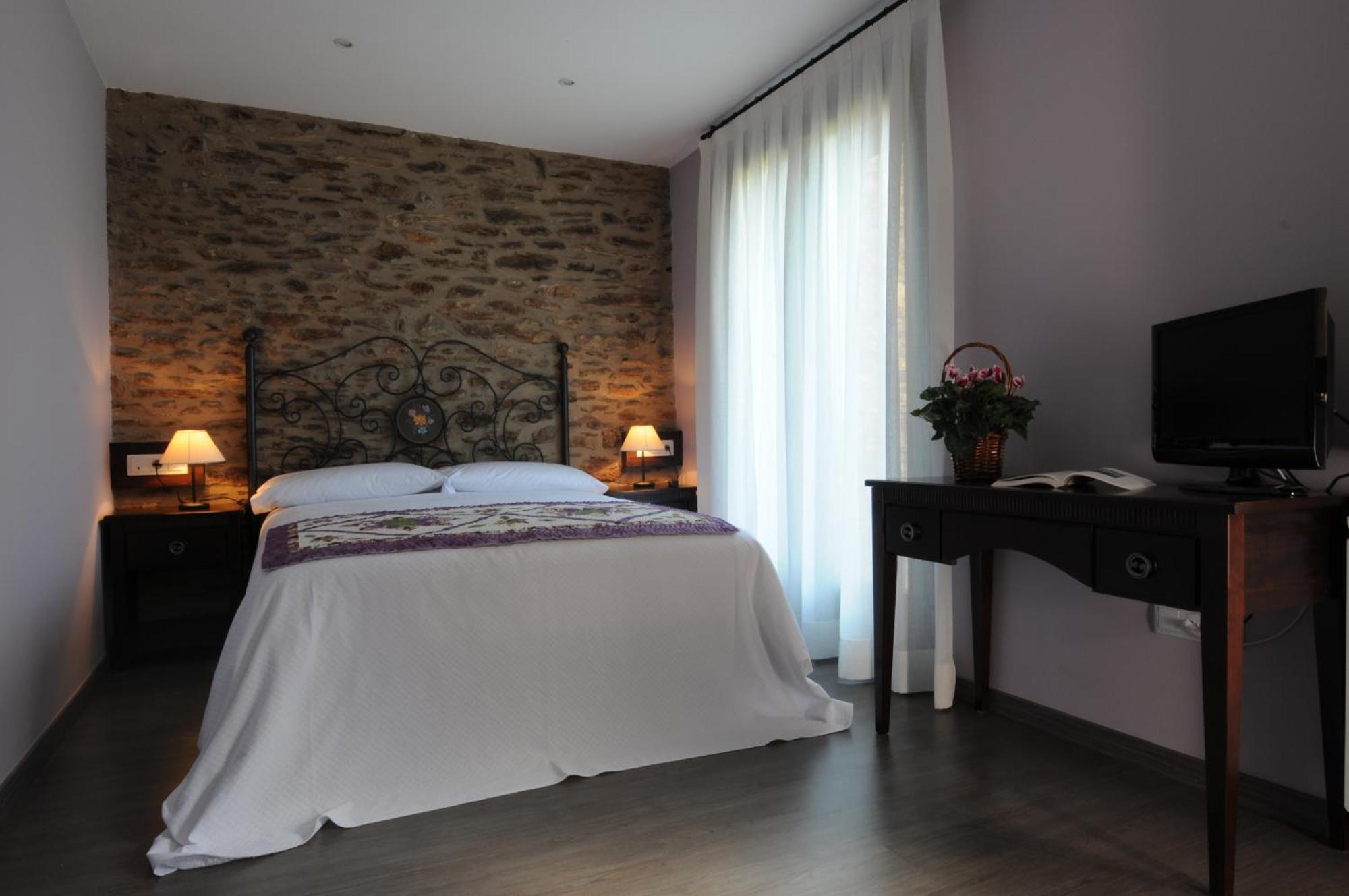 Casa Rural La Comella Tirvia Exteriör bild