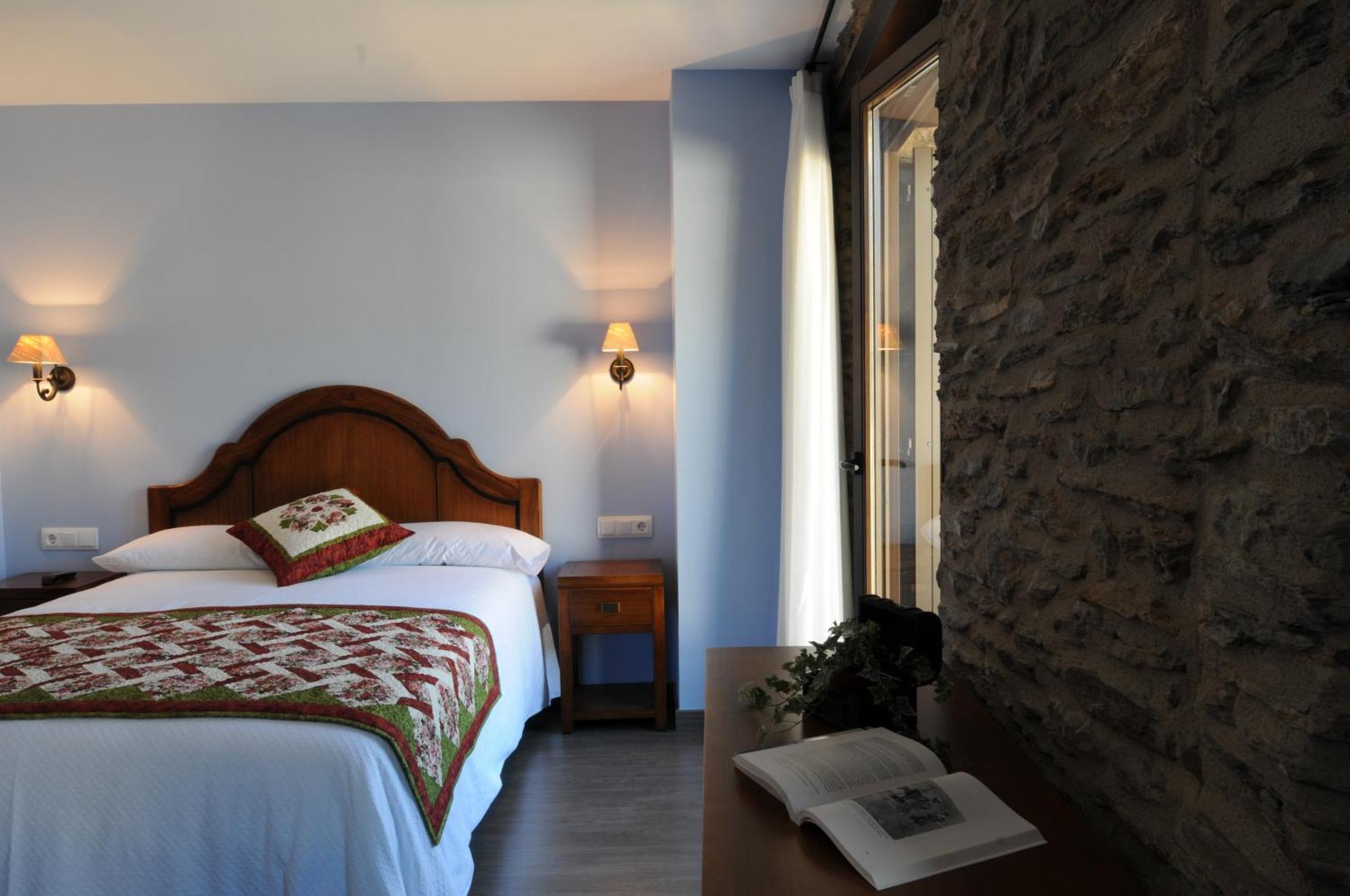 Casa Rural La Comella Tirvia Exteriör bild