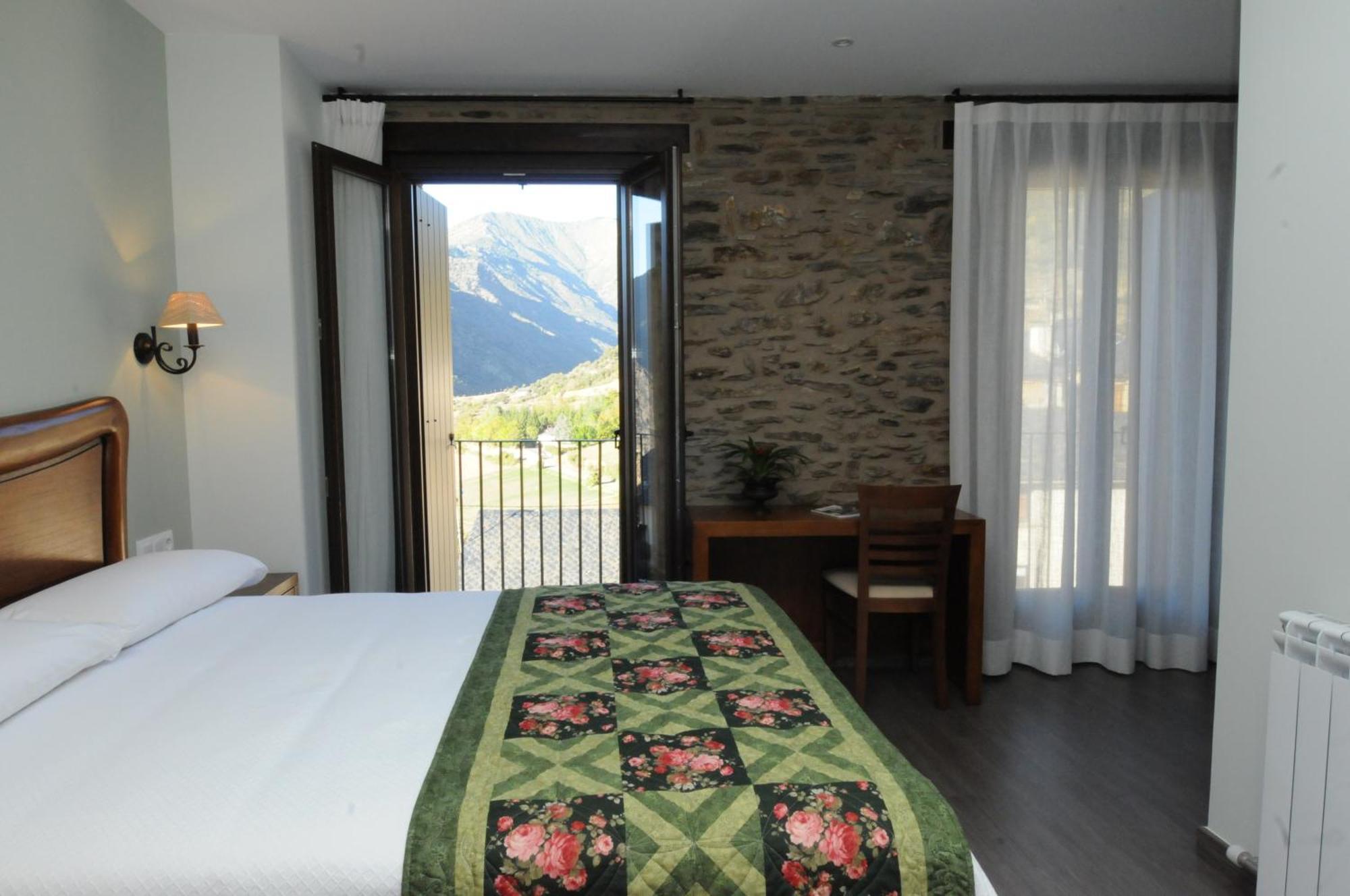 Casa Rural La Comella Tirvia Exteriör bild