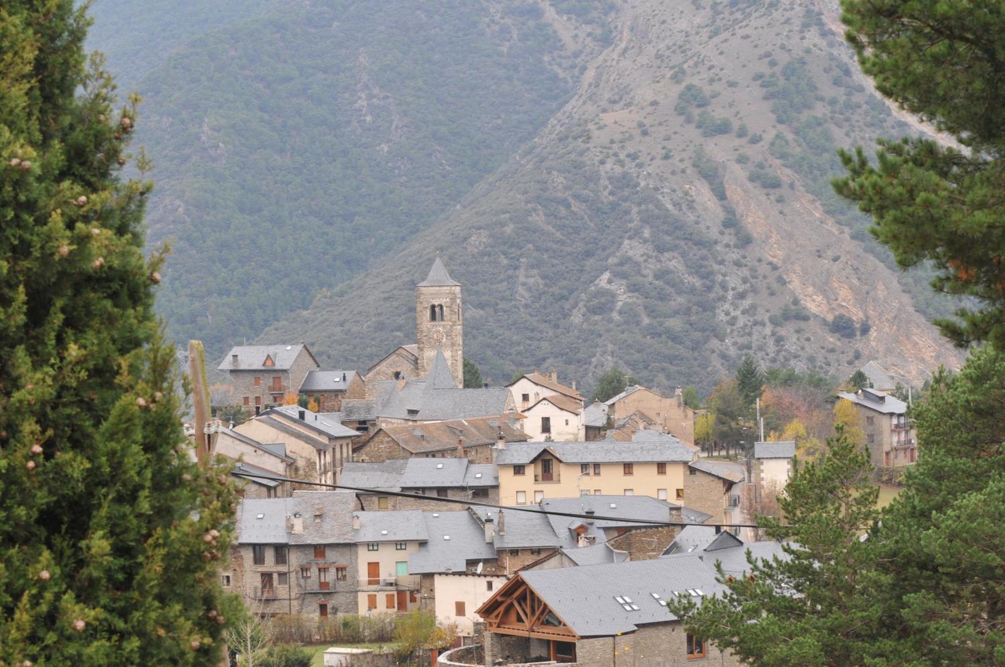 Casa Rural La Comella Tirvia Exteriör bild